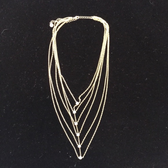 Jessica Simpson (J)six tear CZ necklace